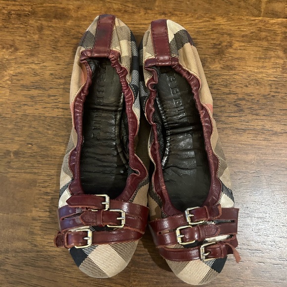 Burberry Ballet Flats Size 8.5 - Picture 2 of 4